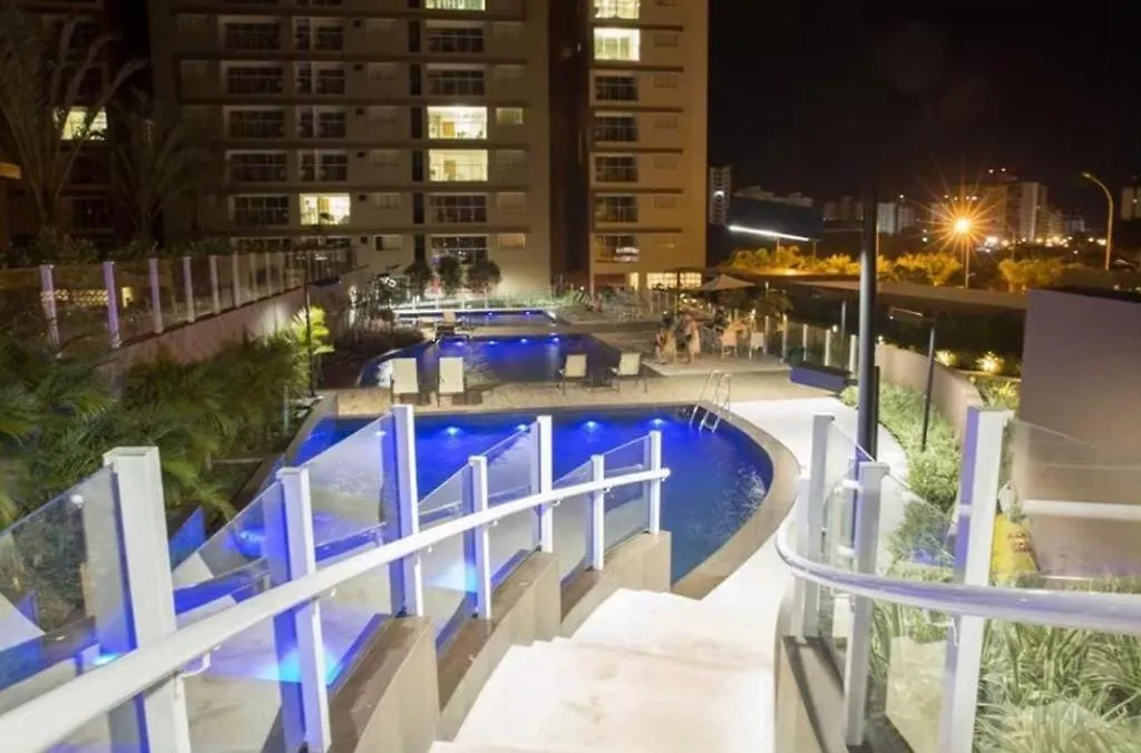 Apartamento No Evian Thermas Residence A 1 Km Do Centro De Caldas Novas 0*,